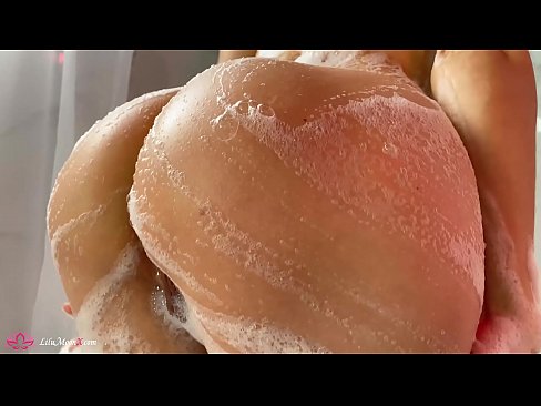 ❤️ Brunette masturbéiert Pussy mat Vibrator fir en intensiven Orgasmus an der Dusch ❤❌ Qualitéit Porno bei eis ☑